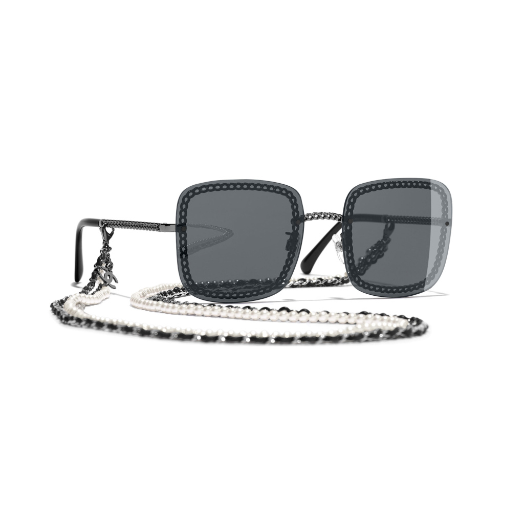 square sunglasses dark silver metal calfskin imitation pearls metal calfskin imitation pearls packshot default axl  scaled